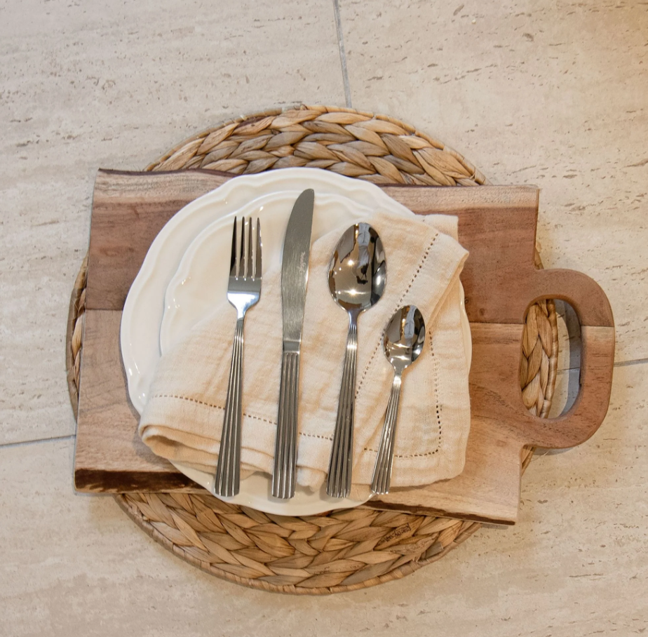 Ménagère LOUISE – 16 pièces en Acier Inoxydable