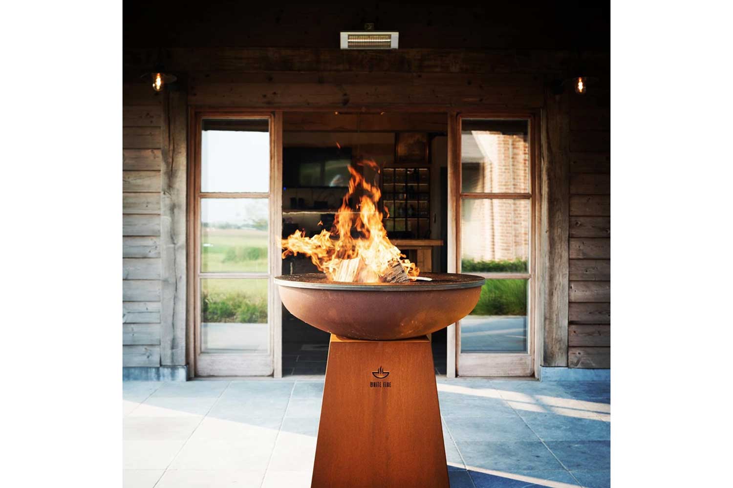 WHITE FIRE ORIGINAL BARBECUE ACIER CORTEN D99CM